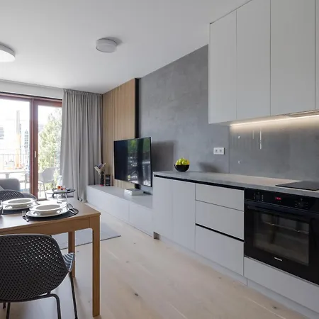 Apartmán Zwirnovka - Brand New - 24-7 - Free Parking - Shopping Center Nivy - Main Bus Station Bratislava