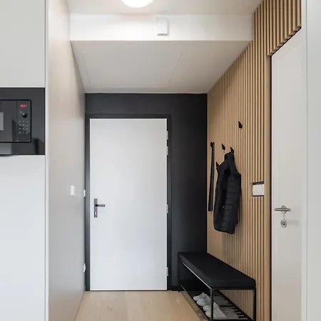 Apartmán Zwirnovka - Brand New - 24-7 - Free Parking - Shopping Center Nivy - Main Bus Station Bratislava